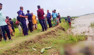 যমুনায় ভেসে এলো শিশুর মরদেহ
