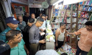 সংকট দেখিয়ে ডেঙ্গু রোগীর ১০০ টাকার স্যালাইন ৫০০ পর্যন্ত বিক্রি