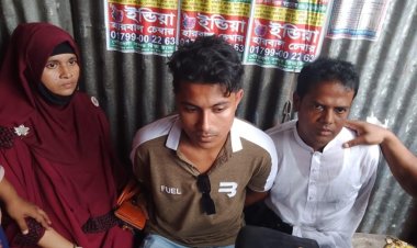 ইউপি সদস্যের কাছে ইয়াবা বিক্রির সময় মা-ছেলেসহ আটক ৩ 