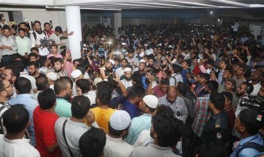 শাহবাগে সাঈদীর অনুসারীদের বিক্ষোভ, পুলিশের অ্যাকশনের চিত্র