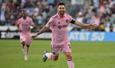 ‘অনিশ্চিত’ মেসির গোলেই ফাইনালে মায়ামি