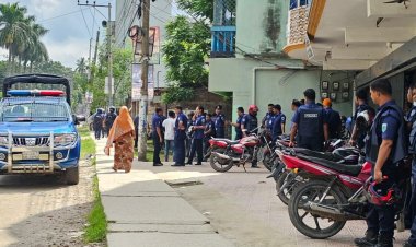  বিএনপি অফিসের সামনে আ.লীগের অবস্থান, ইউপি চেয়ারম্যানের উপর হামলা