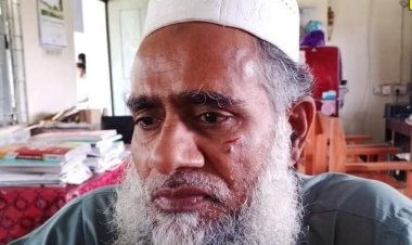 কুষ্টিয়ায় শ্রেণী কক্ষেই ধর্মীয় শিক্ষককে মেরে জখম করলো শিক্ষার্থী ইয়ামিন গ্যাং