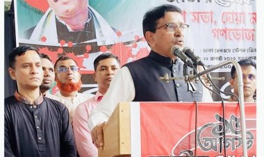  জিয়া ছিলেন মুক্তিযুদ্ধের ছদ্মবেশধারী পাকিস্তানি এজেন্ট : হানিফ 