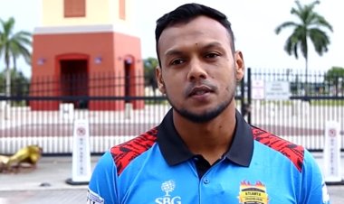 শেষ ওভারে ২৭ রান দিলেন রাব্বি, হারল দল