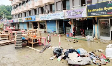 বান্দরবানে বন্যা: ঘুরে দাঁড়াতে সরকারি সহায়তা চান পর্যটন ব্যবসায়ীরা