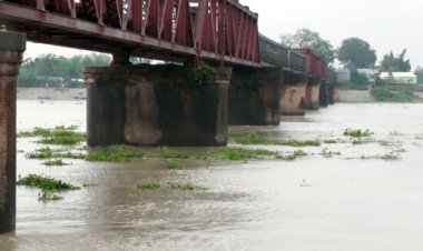 বিপৎসীমার ওপরে তিস্তার পানি, বন্যার আশঙ্কা