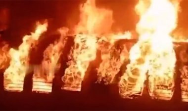 ভারতে ট্রেনের বগিতে অগ্নিকাণ্ডে নিহত ১০