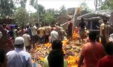 পশ্চিমবঙ্গে বাজি কারখানায় বিস্ফোরণ, নিহত ৮