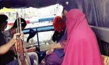 আবাসিক হোটেলের আড়ালে দেহ ব্যবসা, ১২ নারী-পুরুষ গ্রেপ্তার