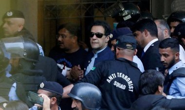 ইমরান খানকে ছেড়ে দেওয়ার নির্দেশ