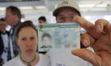  গ্রিনকার্ড আবেদনের জট, যুক্তরাষ্ট্রে ভোগান্তিতে লাখ লাখ অভিবাসী