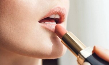 লিপস্টিক ব্যবহারের ৮ টিপস