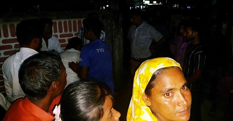 রোগী দেখতে যাওয়ার সময় কাভার্ডভ্যানের ধাক্কায় স্বামী-স্ত্রী নিহত