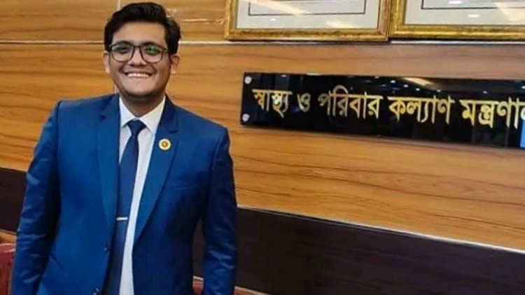 স্ত্রীকে লঞ্চে তুলে দিয়ে ফেরার পথে প্রাণ গেল চিকিৎসকের
