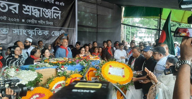 শেষ শ্রদ্ধায় সিক্ত পান্না কায়সার