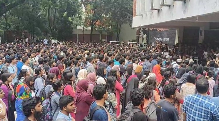 উত্তাল বুয়েট, লেজুড়বৃত্তি রাজনীতি রুখে দেওয়ার শপথ