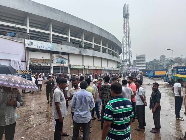 বৃষ্টি উপেক্ষা করে বিএনপির গণমিছিলে অংশ নিতে জড়ো হচ্ছে নেতাকর্মী