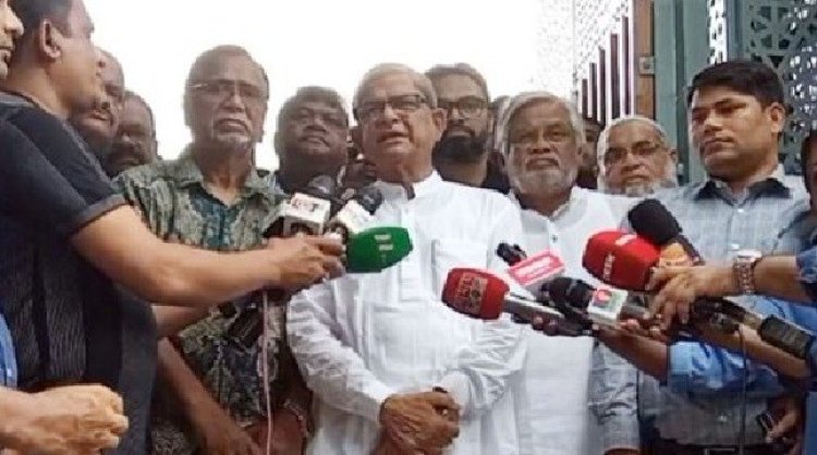 খালেদা জিয়ার স্বাস্থ্য নিয়ে উদ্বিগ্ন ফখরুল, বিদেশে পাঠানোর দাবি