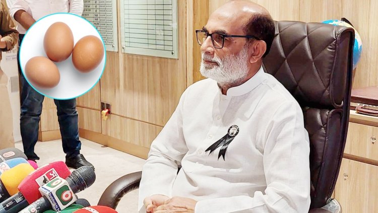 ডিমের দাম নিয়ে প্রশ্নবাণে জর্জরিত মন্ত্রী