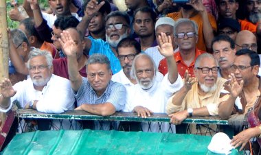 বিএনপি’র র‍্যালি নেতাকর্মীদের ঢল, গণতন্ত্র ফেরানোর শপথ