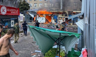 ইউক্রেনে রুশ হামলায় শিশুসহ নিহত ১৭