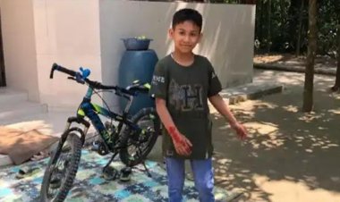  ক্লাসে অন্যমনস্ক থাকায় মাদরাসাছাত্রকে পিটিয়ে জখম