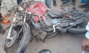  বাসের ধাক্কায় মোটরসাইকেল আরোহী বাবা-ছেলে নিহত