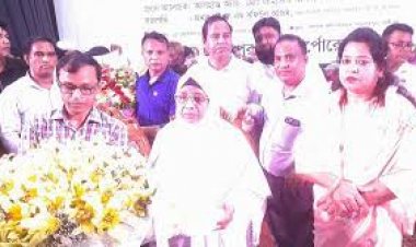  সকলের সহযোগিতা চাইলেন গাজীপুরের প্রথম নারী মেয়র জায়েদা