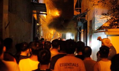 ভিয়েতনামে ভবনে আগুন, বাঁচতে মানুষের চিৎকার, চেয়ে চেয়ে দেখলেন সবাই