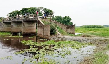 সেতু নির্মাণের ৬ বছরেও হয়নি সংযোগ সড়ক