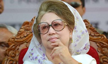 খালেদা জিয়ার দুই মামলায় অভিযোগ গঠন পেছালো