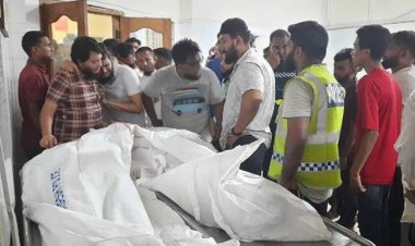 দাঁড়িয়ে থাকা ট্রাকে মোটরসাইকেলের ধাক্কা, ইউপি চেয়ারম্যানসহ নিহত ২