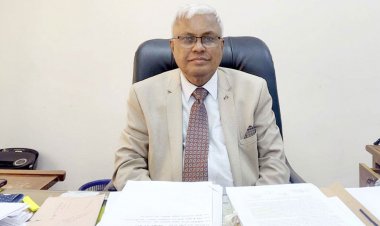 ভারপ্রাপ্ত অ্যাটর্নি জেনারেল এস এম মুনীর