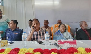 ‘তোরা আমারে দাওয়াত দিছস, ব্যানারে নাম দিস নাই ক্যান’