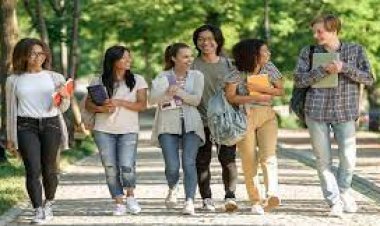 কানাডায় বিদেশি শিক্ষার্থী কমে যাওয়ার আশঙ্কা