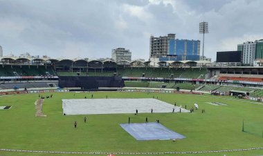 মিরপুরে চলছে রোদ-বৃষ্টির খেলা