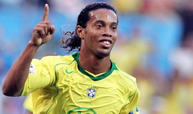 ১৮ অক্টোবর ঢাকায় আসবেন ব্রাজিল কিংবদন্তি রোনালদিনহো