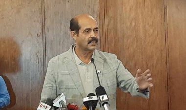 বিদ্যুৎস্পৃষ্টে মৃত্যু : দুদিন পর ব্যবস্থা নেওয়ার ঘোষণা মেয়রের