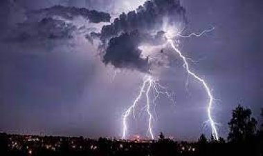  টিউবওয়েল থেকে পানি আনতে গিয়ে বজ্রপাতে যুবকের মৃত্যু