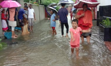 টানা বর্ষণে দিনাজপুরে তিন নদীর পানি বিপদসীমা ছুঁইছুঁই