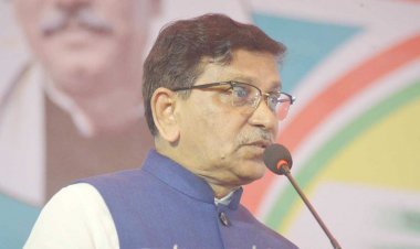  বিএনপি বিদেশি প্রভুর সহায়তায় সরকার পতনের স্বপ্ন দেখছে