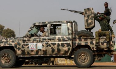 নাইজেরিয়ায় সন্ত্রাসীদের হামলায় ২ সেনাসহ নিহত ১৪