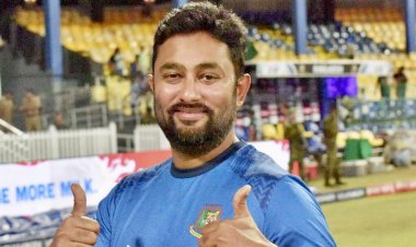 বিসিবির পদ থেকে অব্যাহতি, নাফিসের ইঙ্গিতপূর্ণ পোস্ট