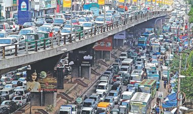 ধারণক্ষমতার চেয়ে ১২ লাখ গাড়ি বেশি চলে ঢাকায়