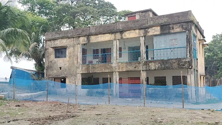 লক্ষ্মীপুরে পানি উন্নয়ন বোর্ডের কর্মকর্তাকে মারধর
