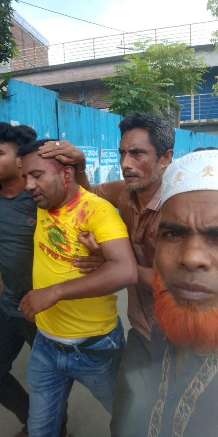মাগুরায় স্বেচ্ছাসেবক দল ও ছাত্রলীগের মধ্যে ধাওয়া-পাল্টা ও সংঘর্ষ, আহত ৫