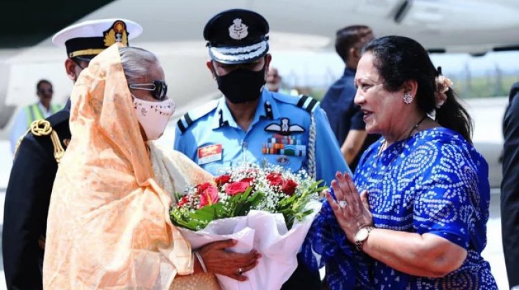 নয়াদিল্লি পৌঁছেছেন শেখ হাসিনা