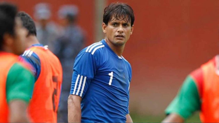 কাজের সুযোগ না পেয়ে দেশান্তরের ভাবনা বিপ্লবের