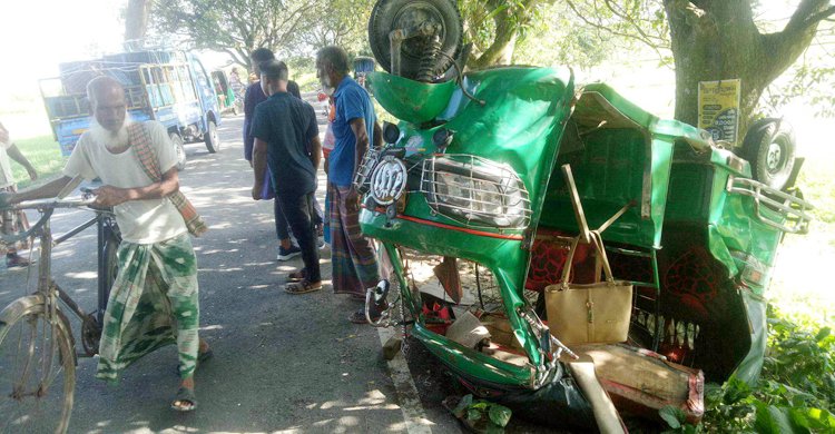 রায়পুরায় ট্রাক-সিএনজি সংঘর্ষে নিহত ৩